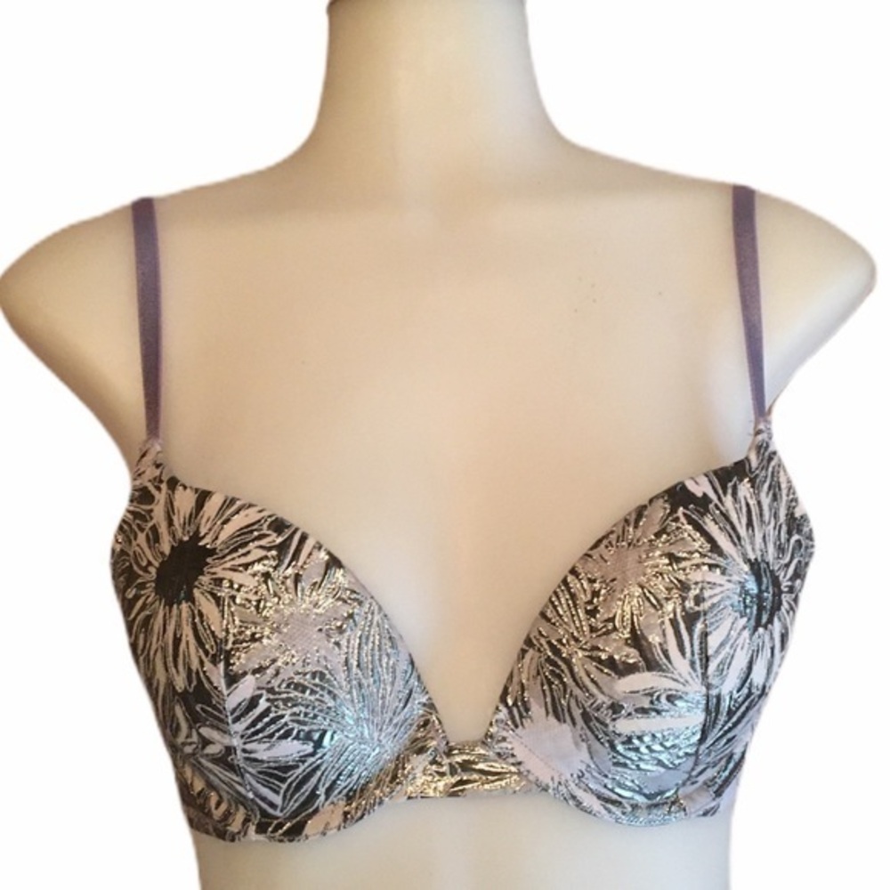 32C VICTORIA SECRET Bra